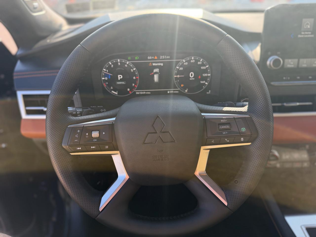 Mitsubishi Outlander  2022