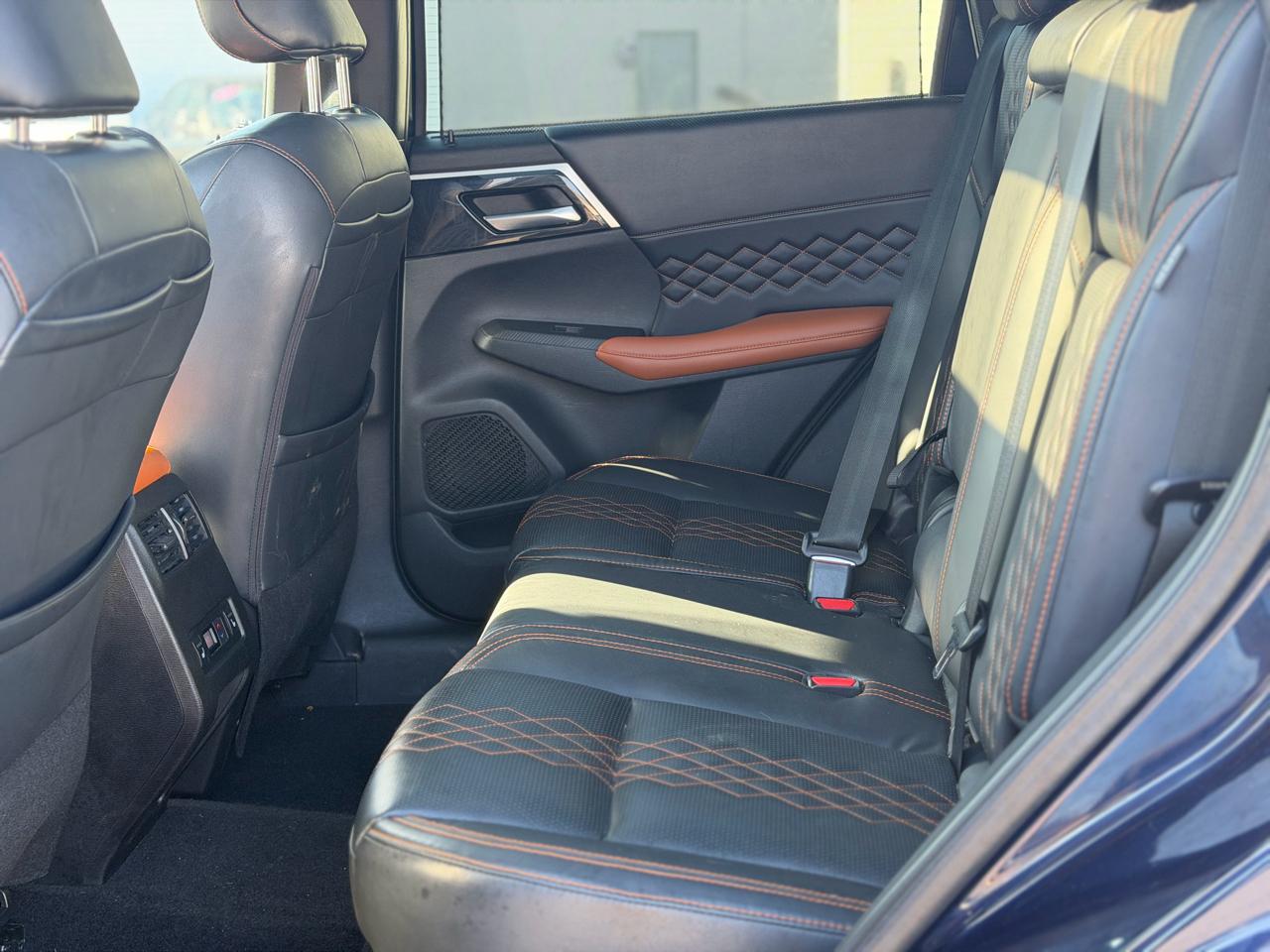 Mitsubishi Outlander  2022