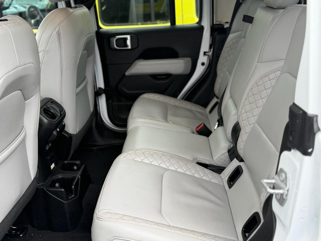 Jeep Gladiator  2021