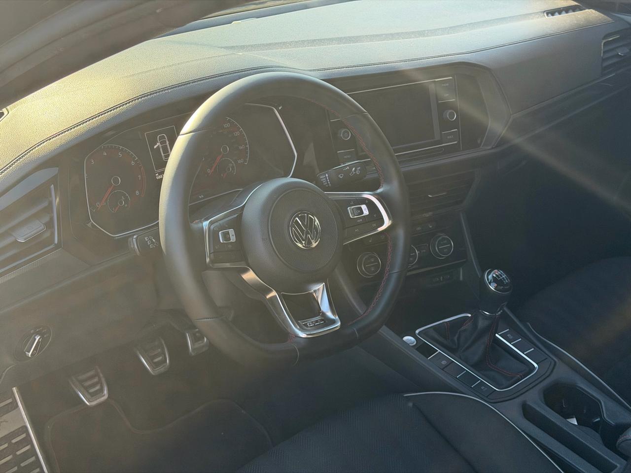 Volkswagen Jetta  2021