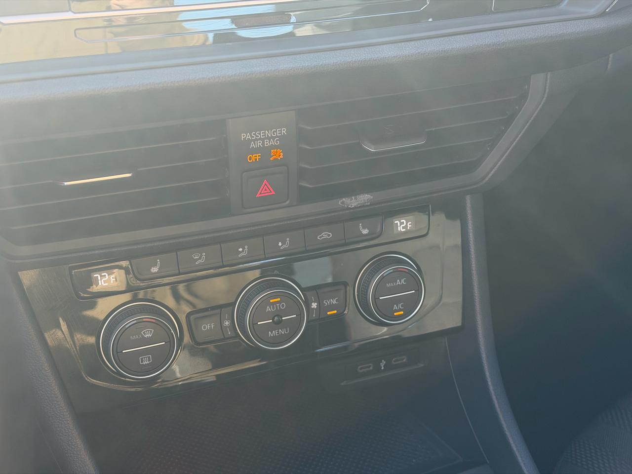 Volkswagen Jetta  2021