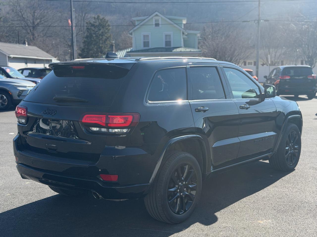 Jeep Grand Cherokee  2021
