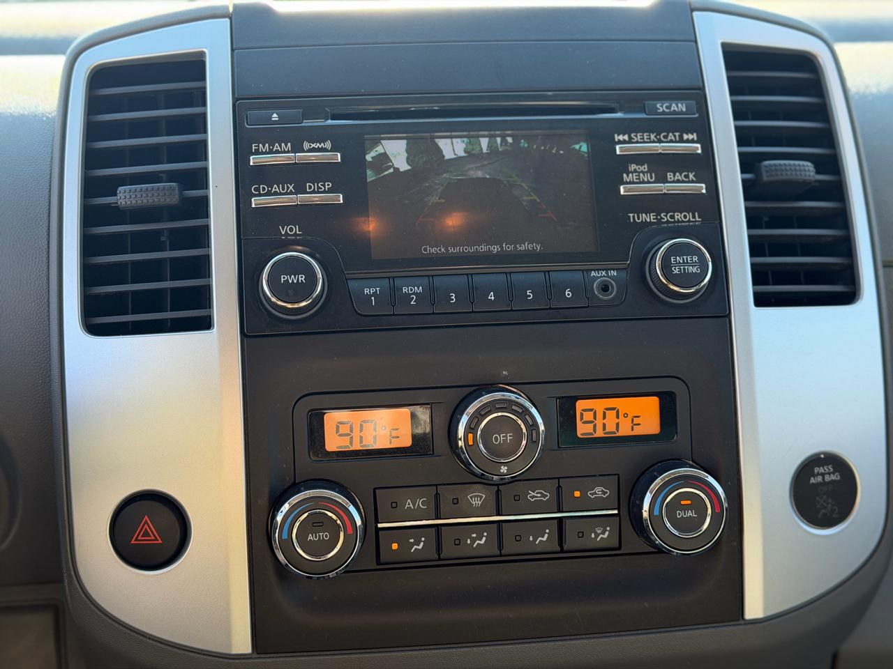 Nissan Frontier  2014