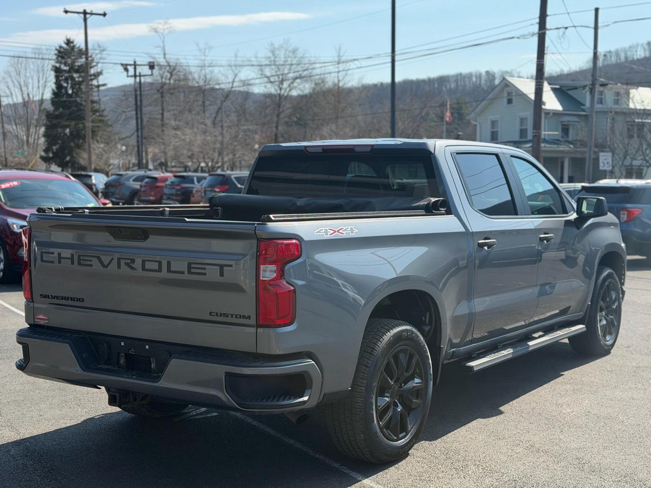 Chevrolet Silverado 1500  2021