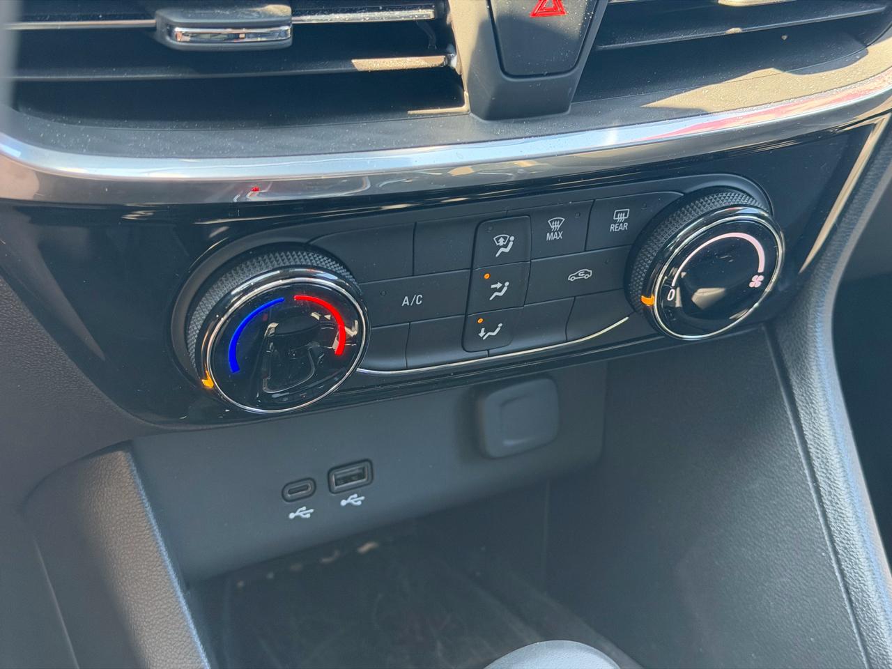 Buick Encore GX  2024