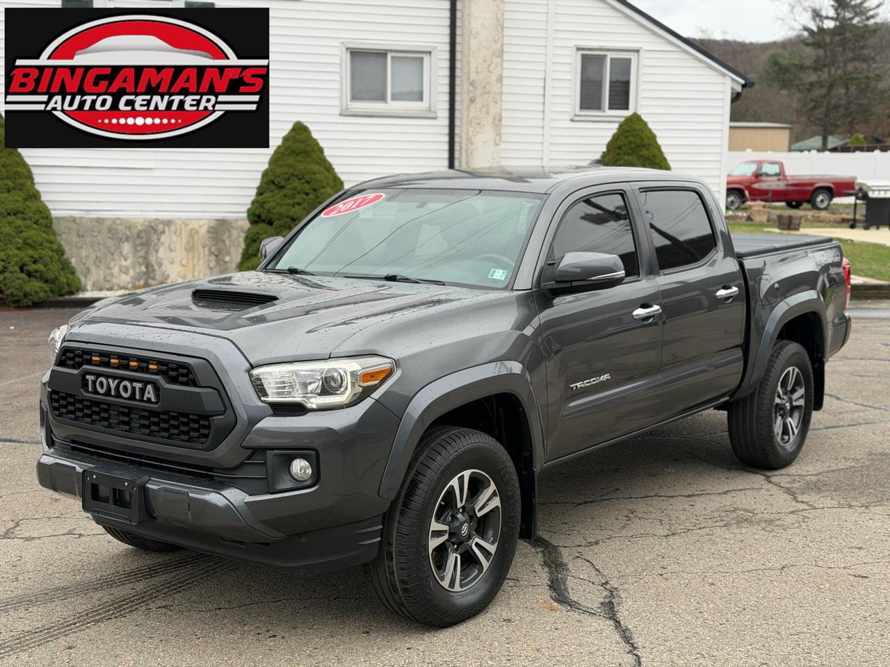 Toyota Tacoma  2017