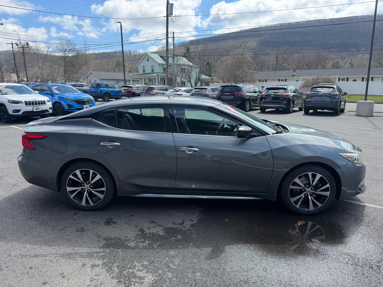 Nissan Maxima  2018