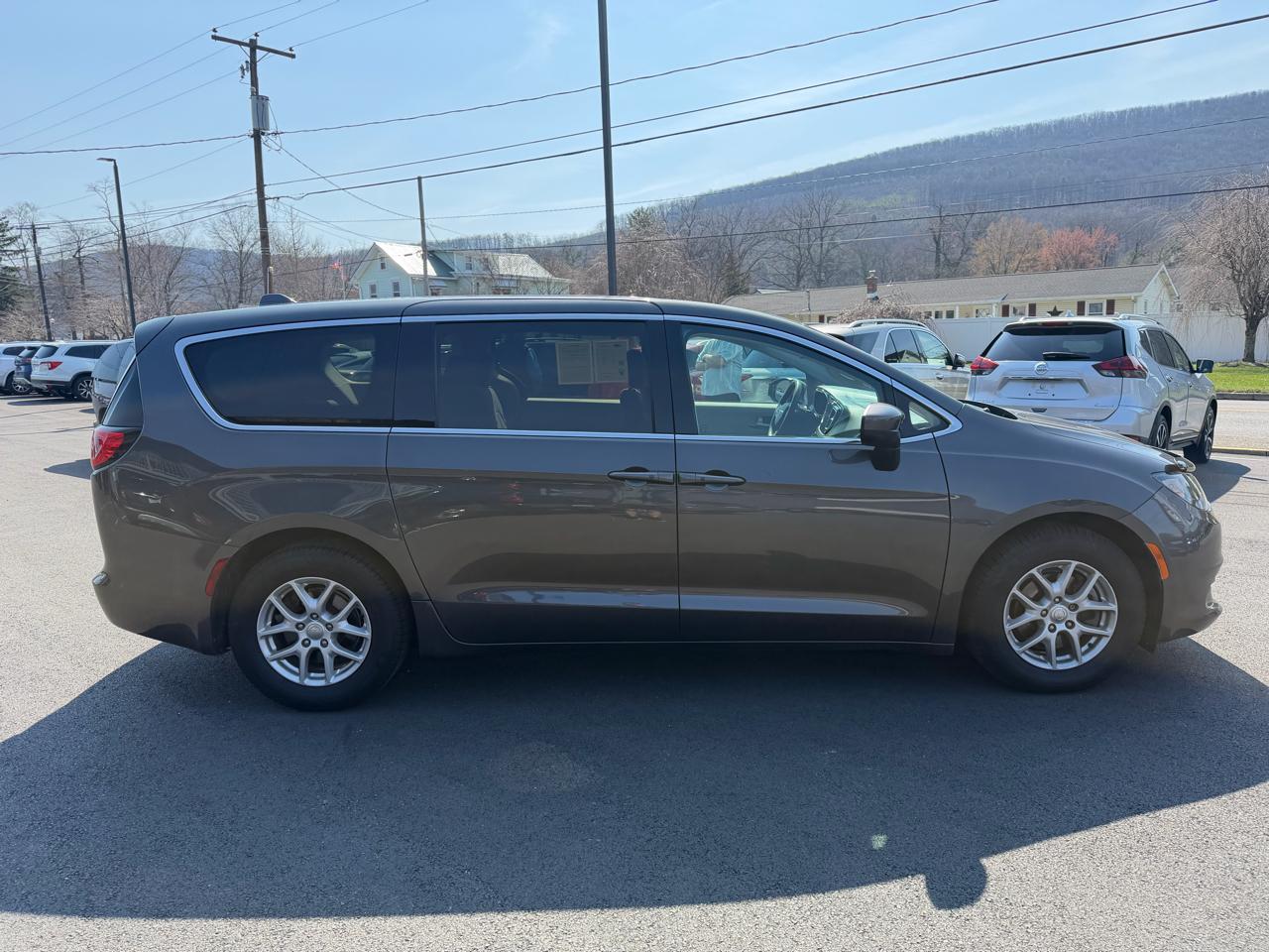 Chrysler Pacifica  2017