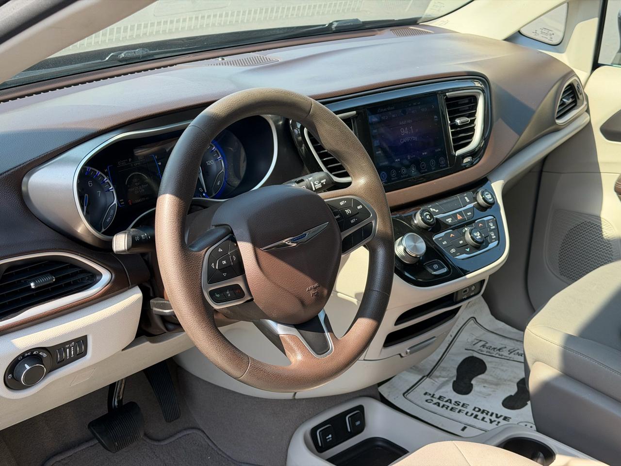 Chrysler Pacifica  2017