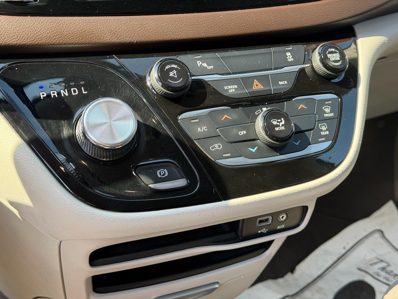 Chrysler Pacifica  2017