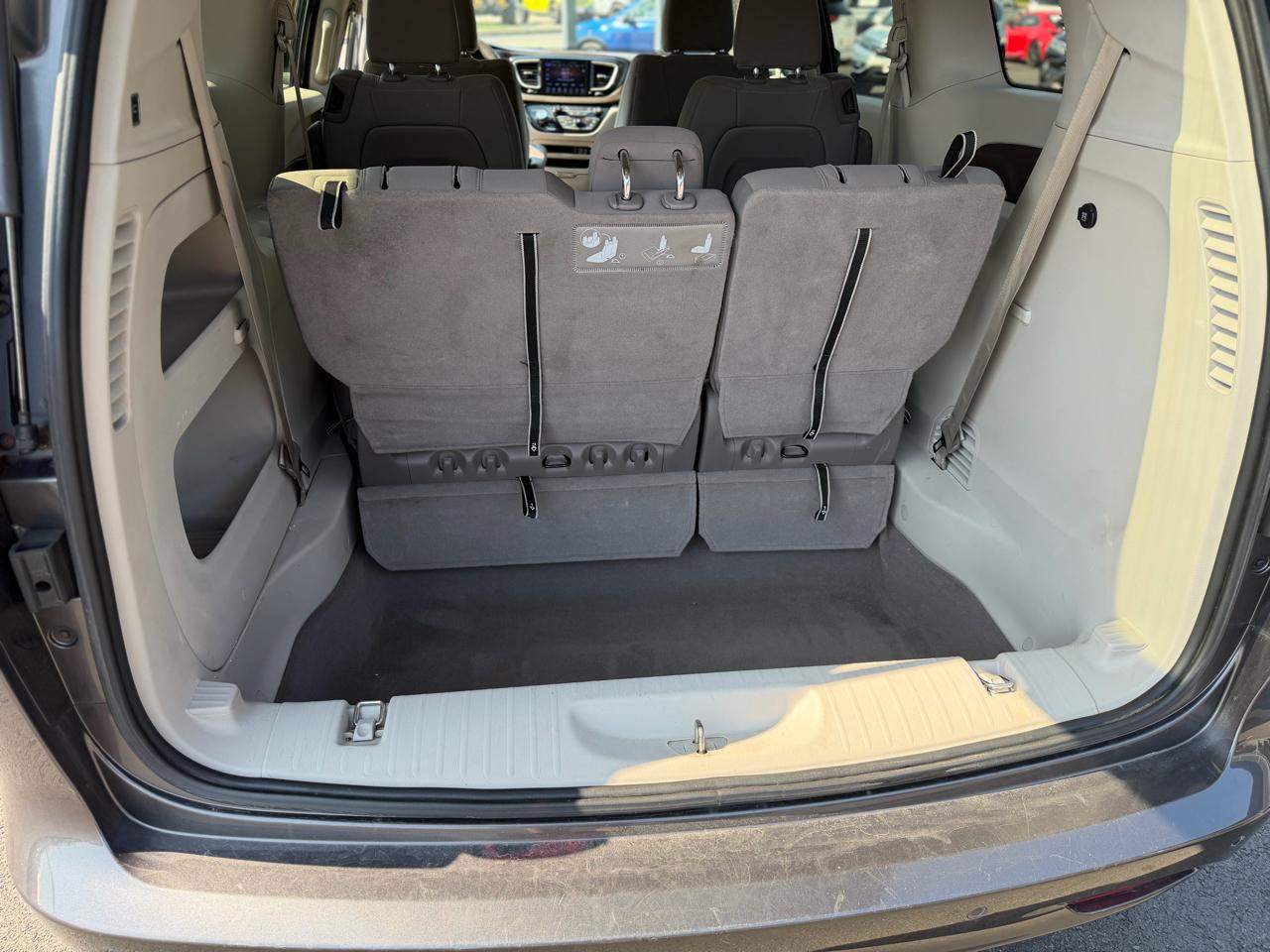 Chrysler Pacifica  2017