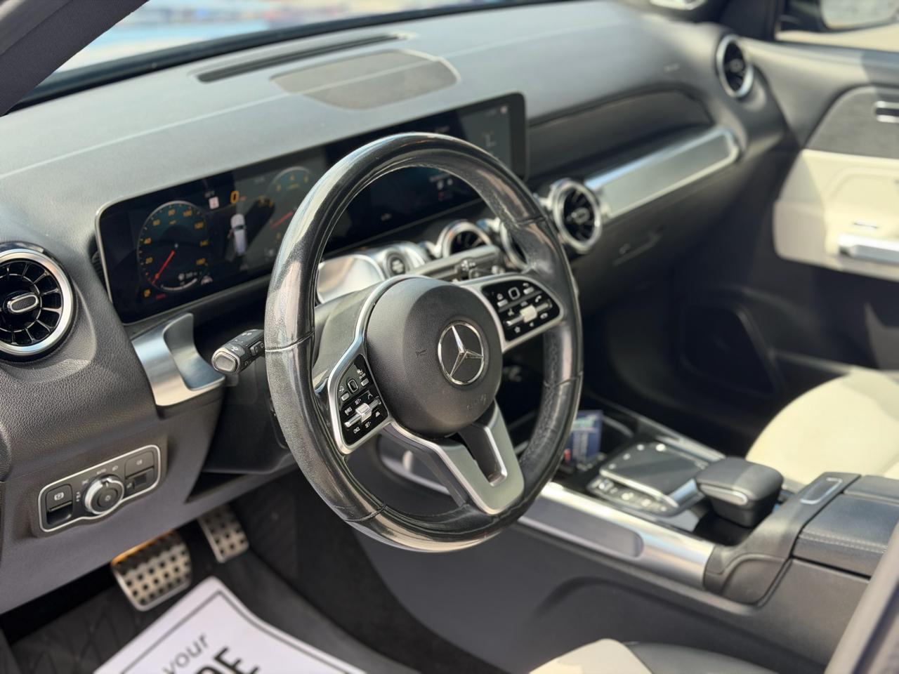 Mercedes-Benz GLB-Class  2021