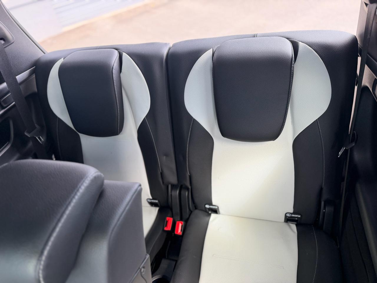 Mercedes-Benz GLB-Class  2021