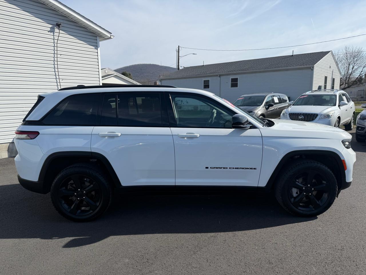 Jeep Grand Cherokee  2023