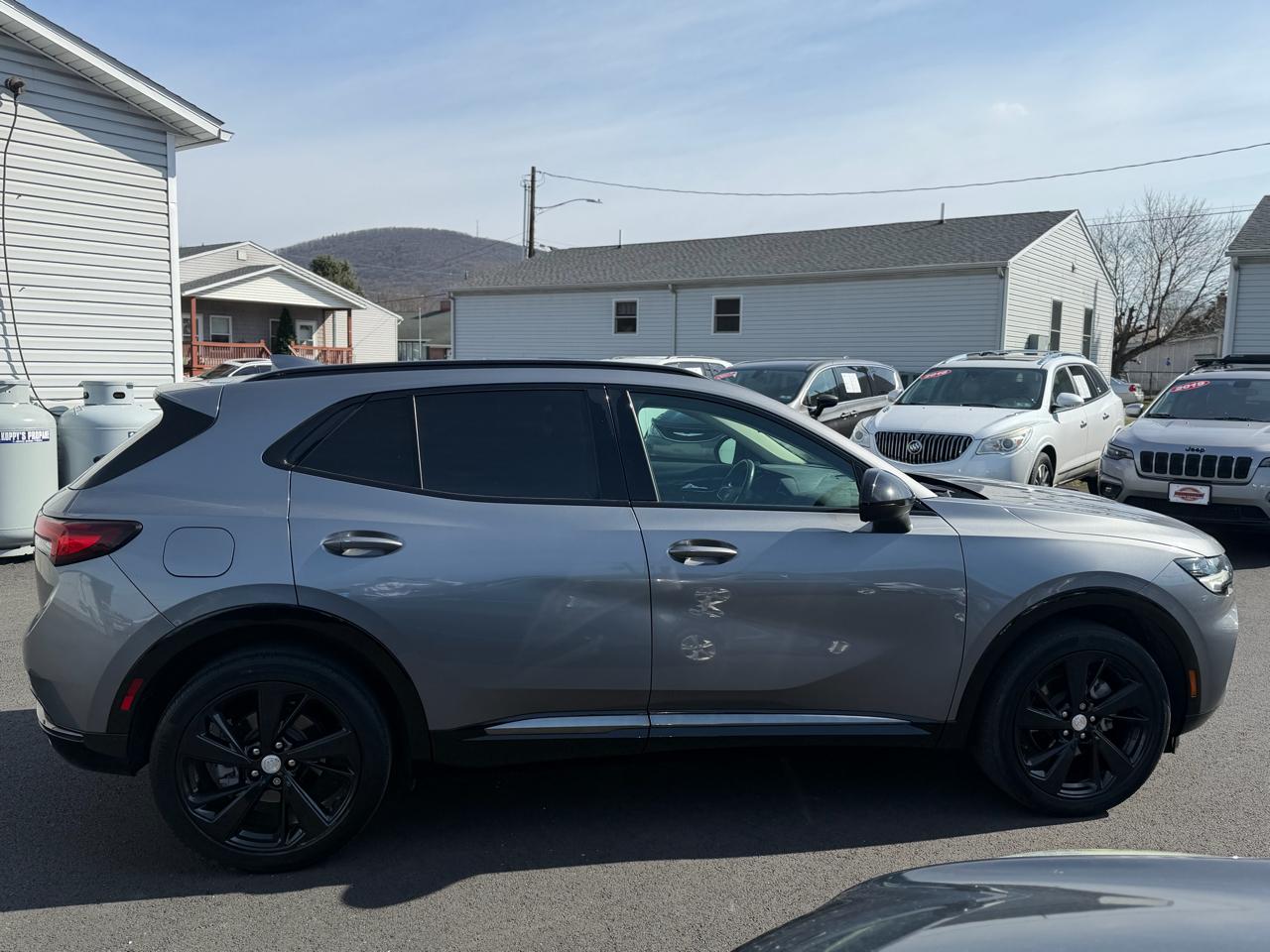 Buick Envision  2021