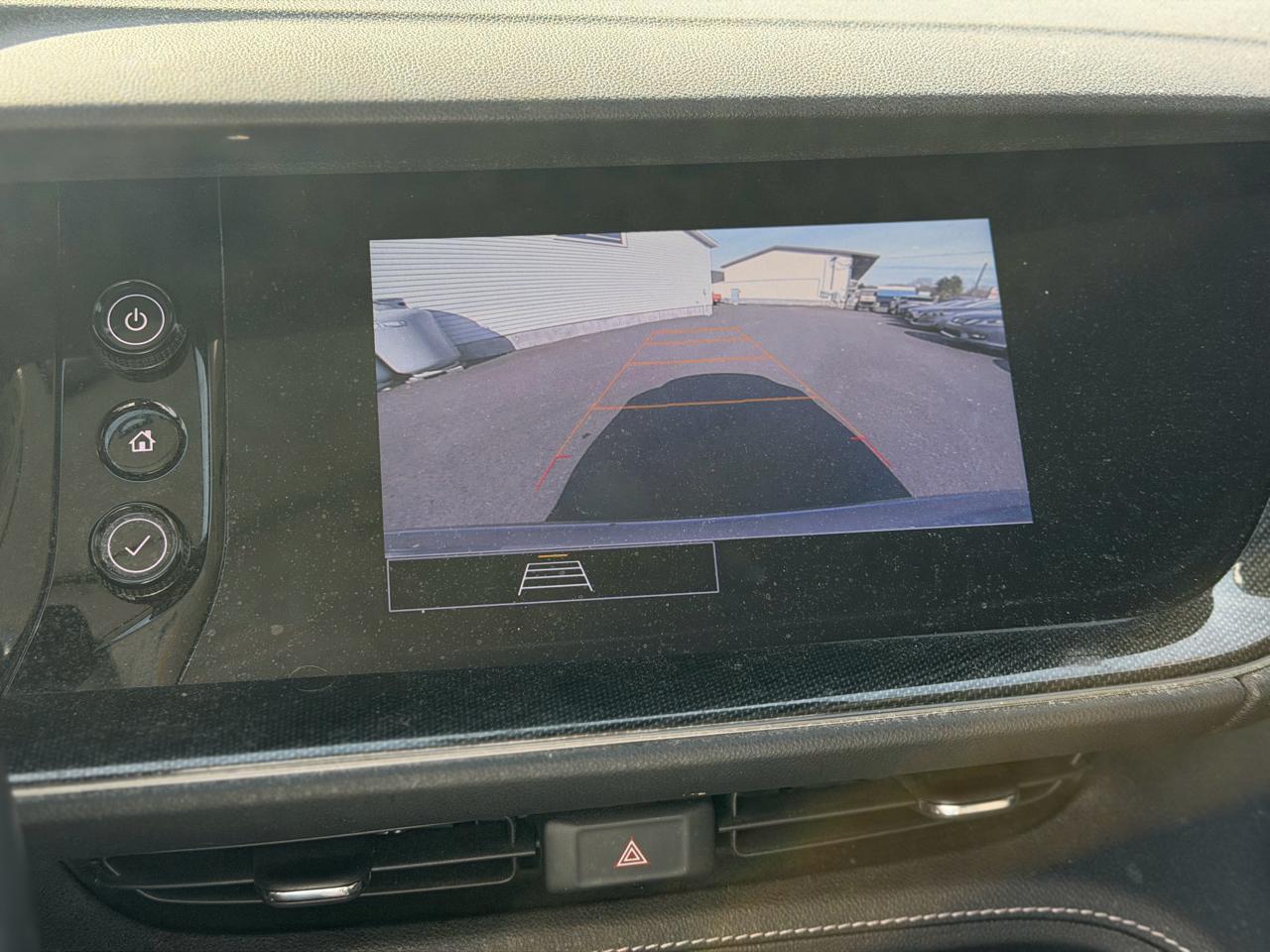 Buick Envision  2021