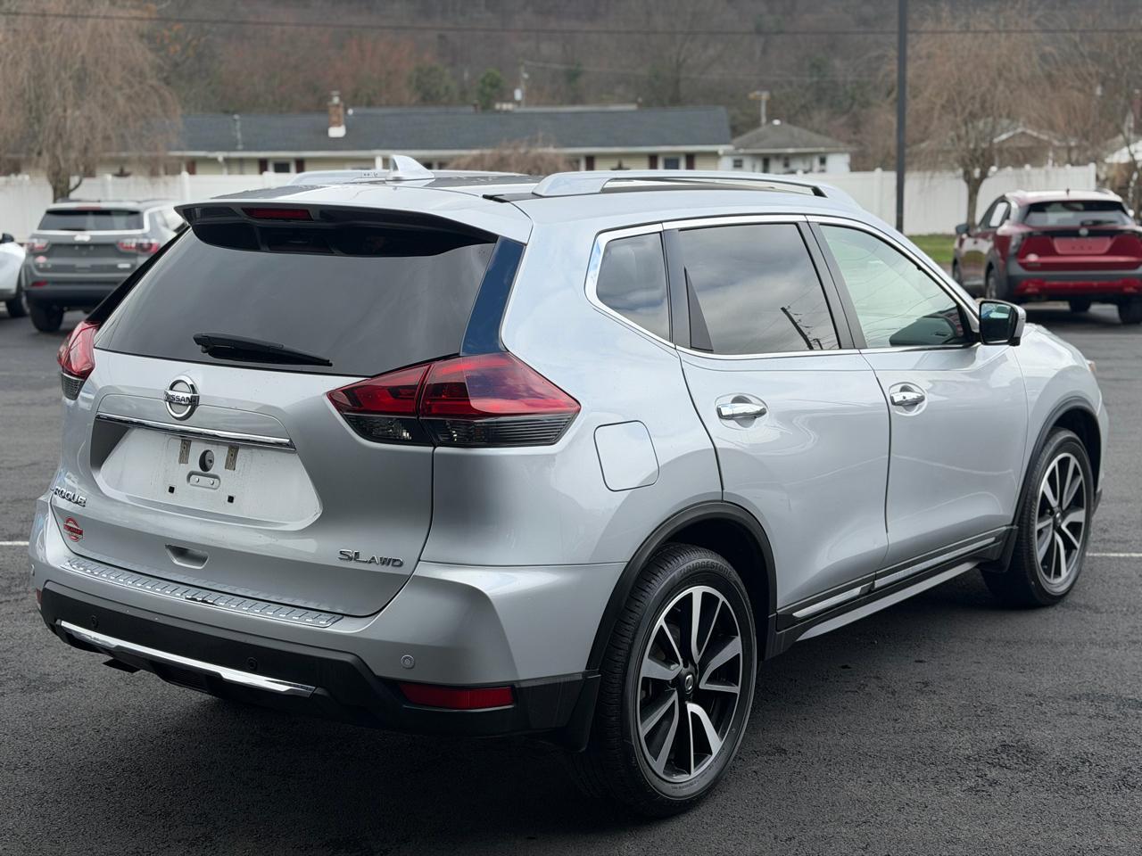 Nissan Rogue  2019