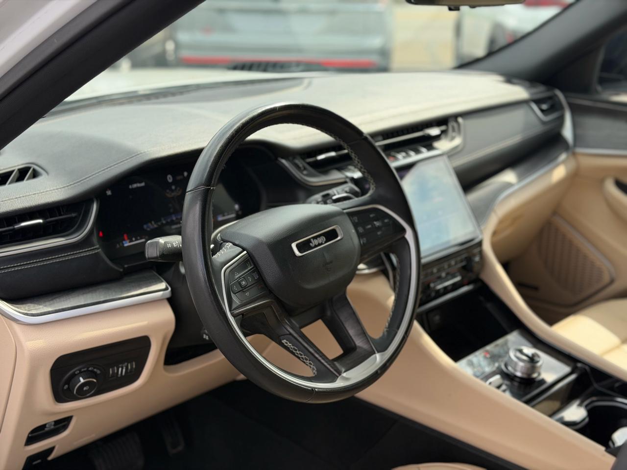 Jeep Grand Cherokee  2023