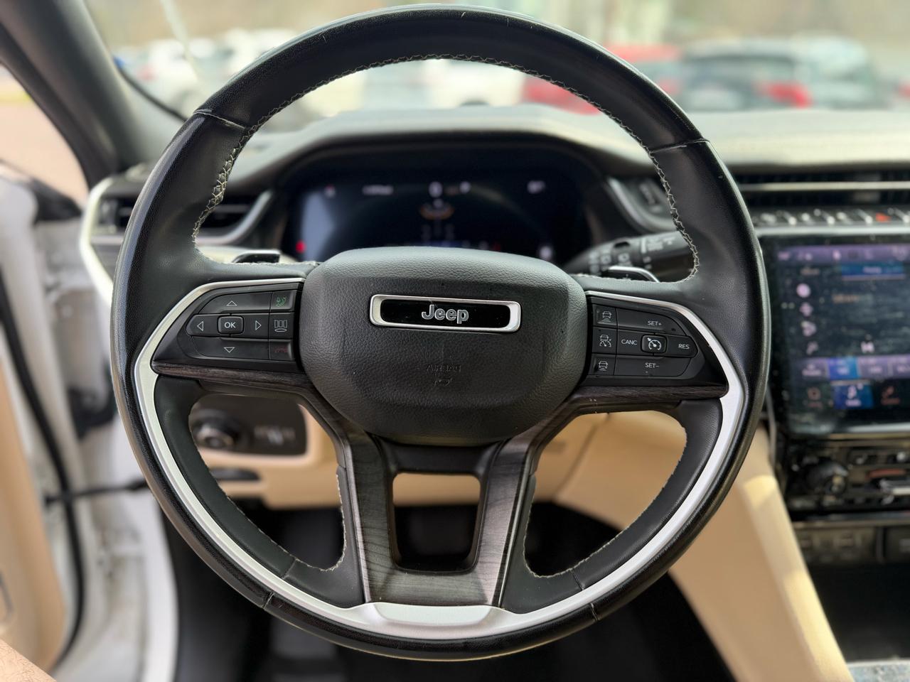 Jeep Grand Cherokee  2023