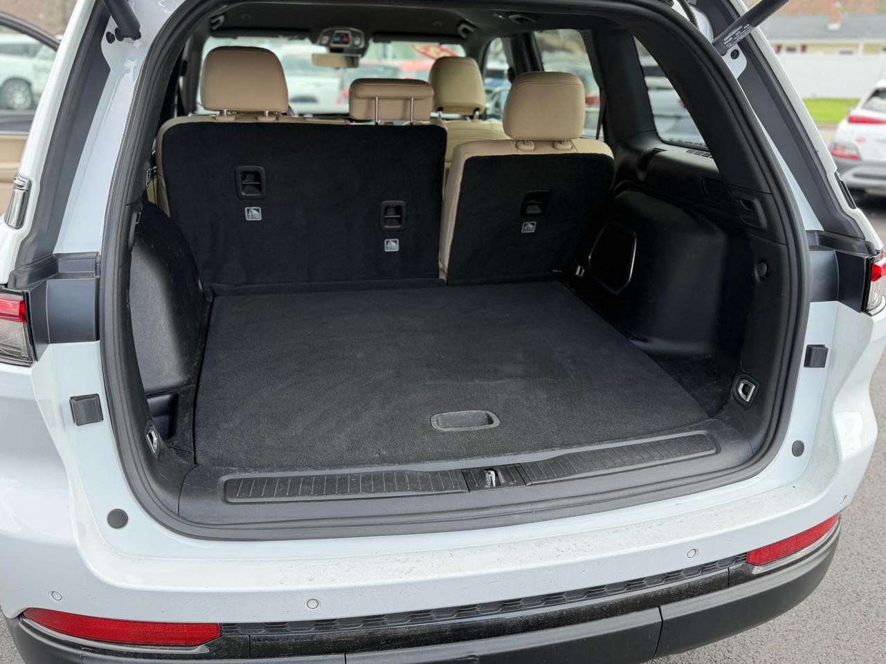 Jeep Grand Cherokee  2023