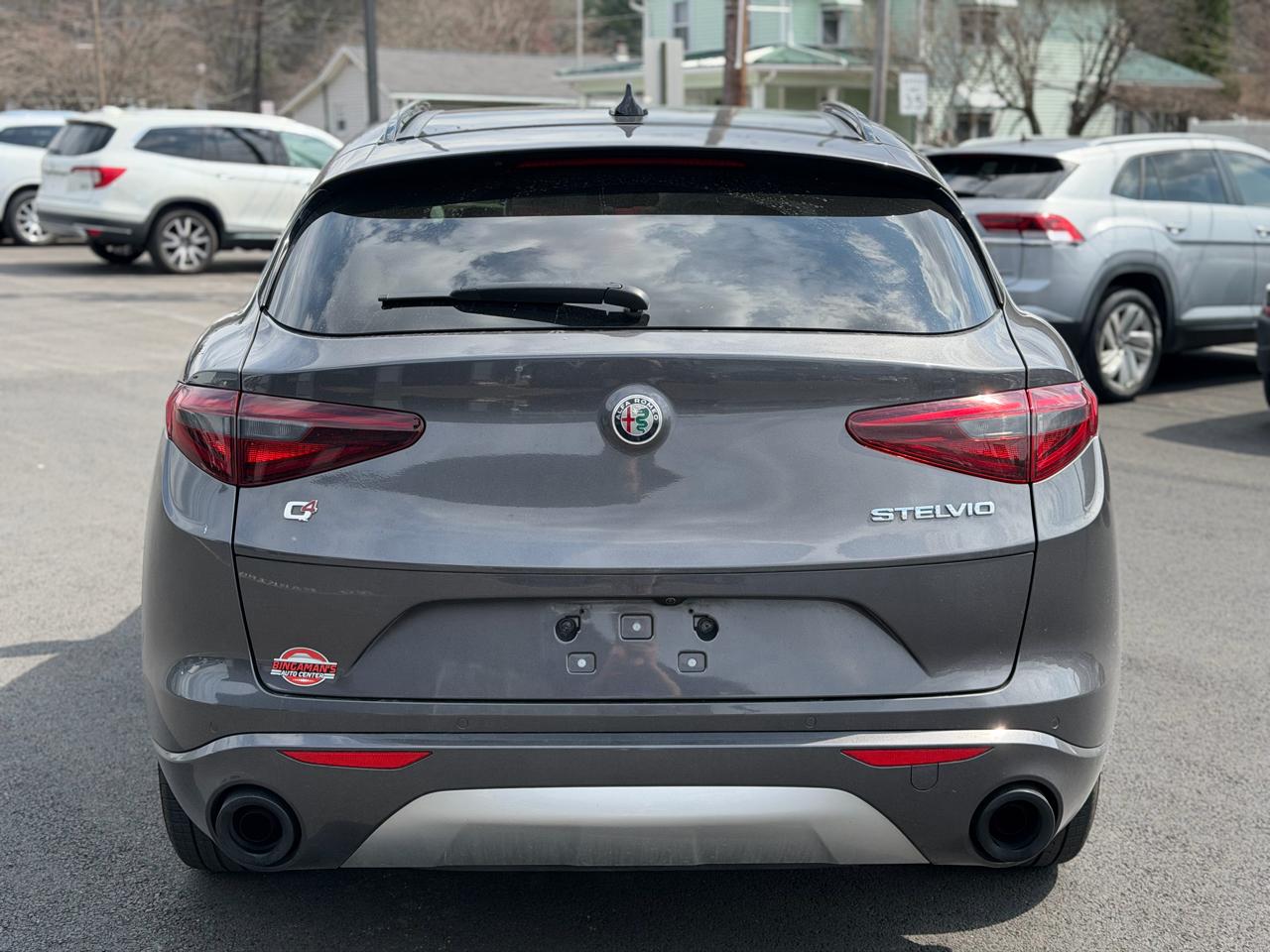 Alfa Romeo Stelvio  2023