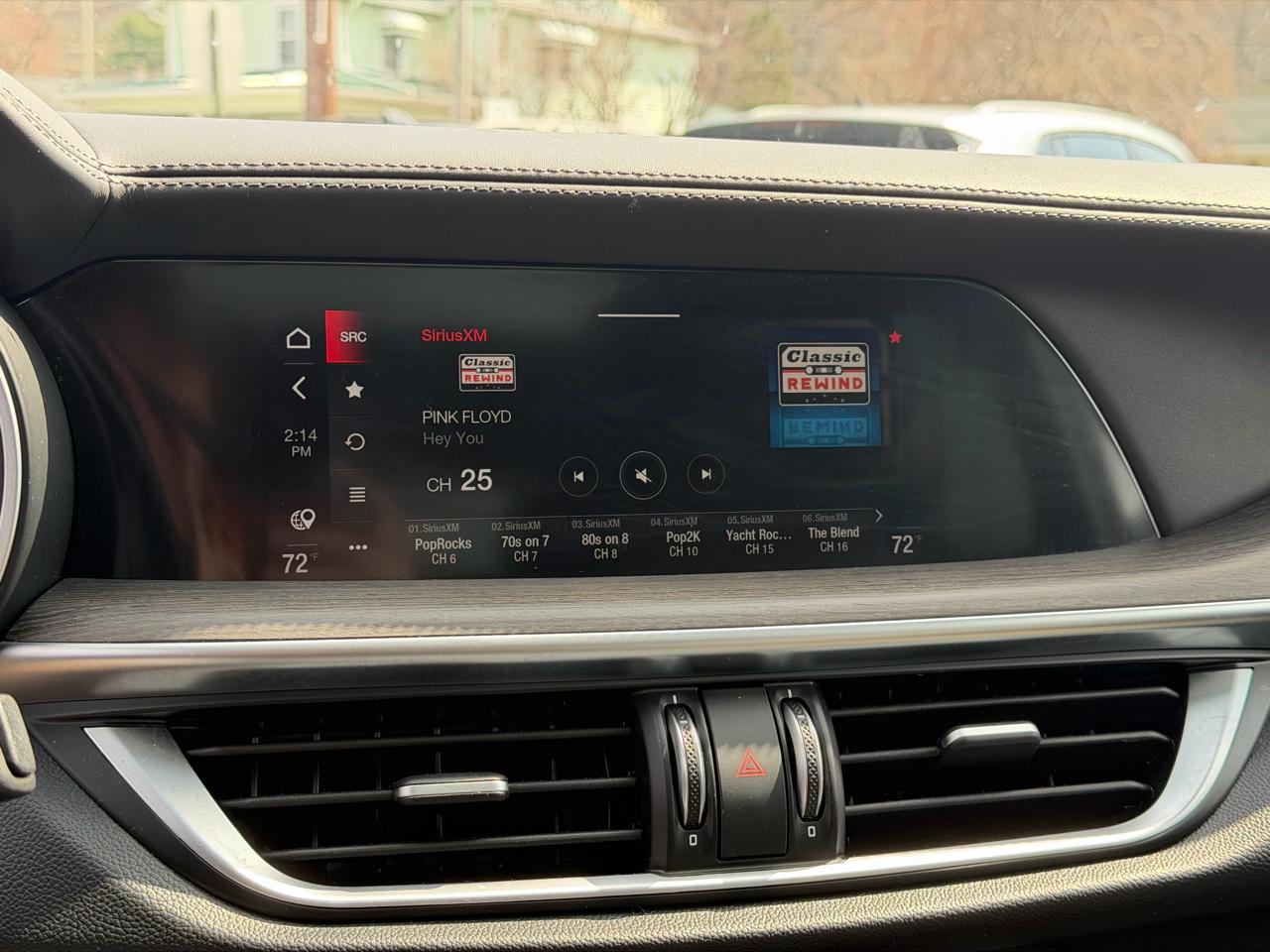 Alfa Romeo Stelvio  2023