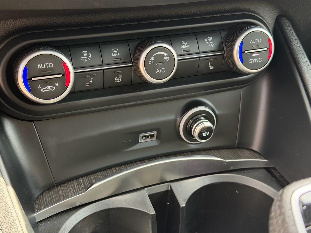 Alfa Romeo Stelvio  2023