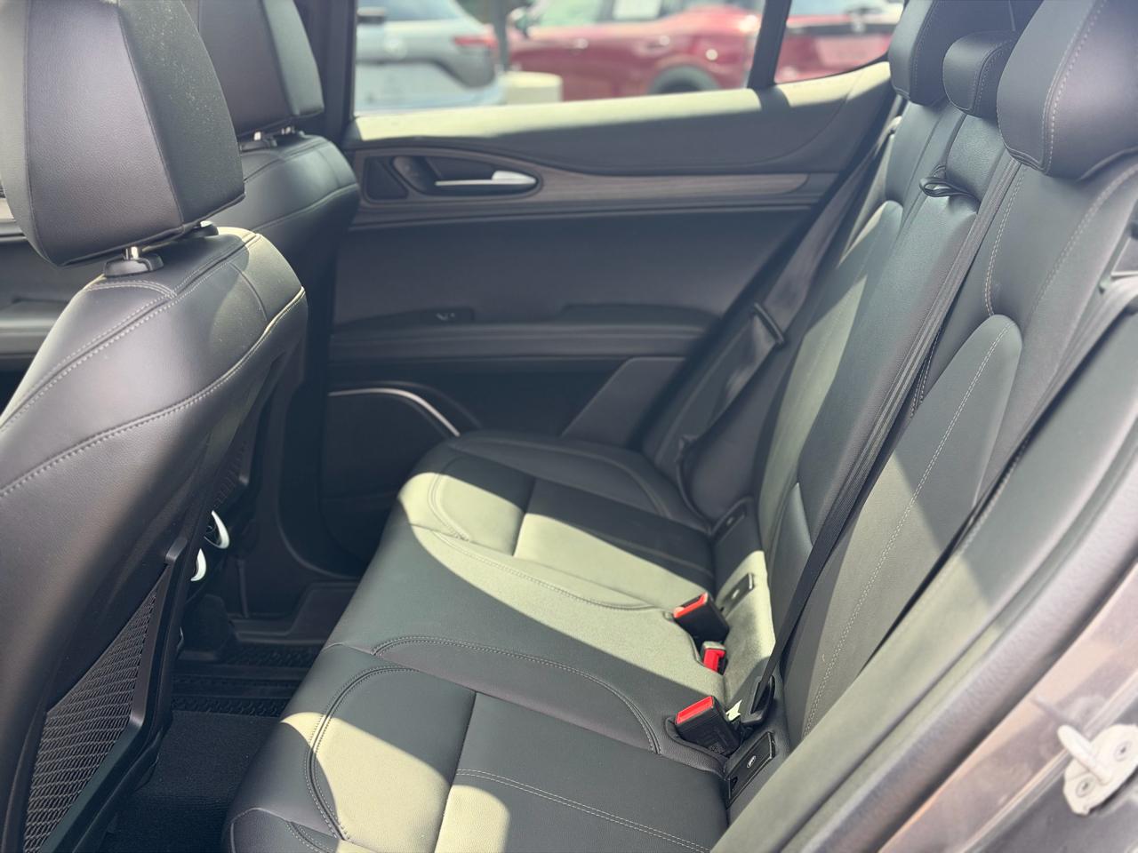 Alfa Romeo Stelvio  2023