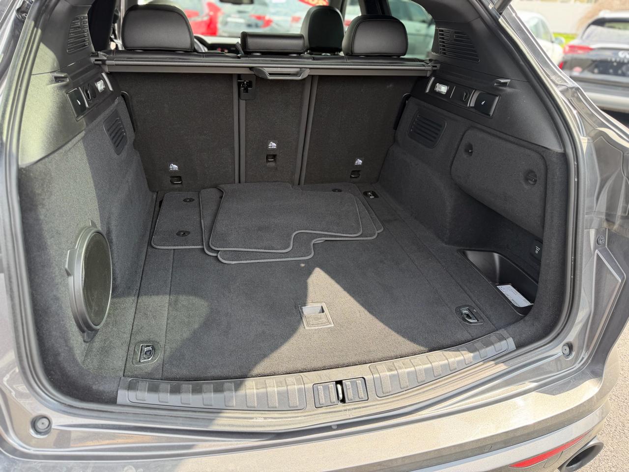 Alfa Romeo Stelvio  2023