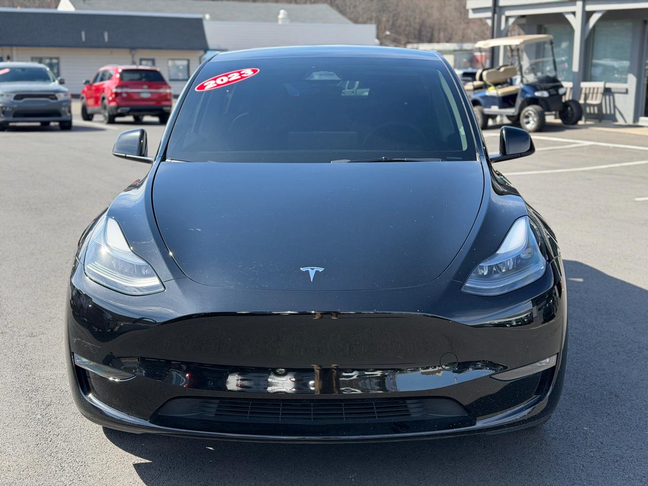 Tesla Model Y  2023