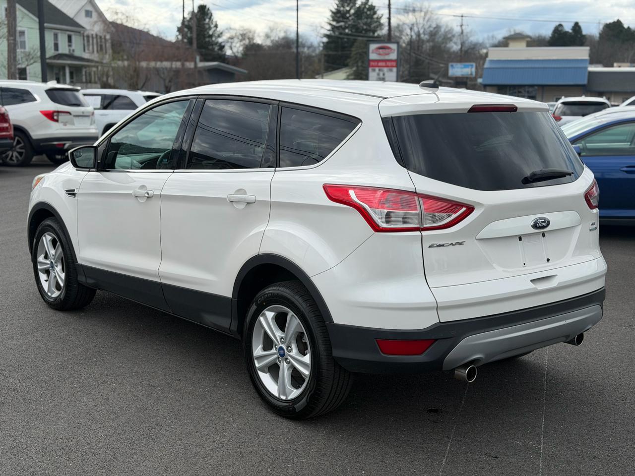 Ford Escape  2013