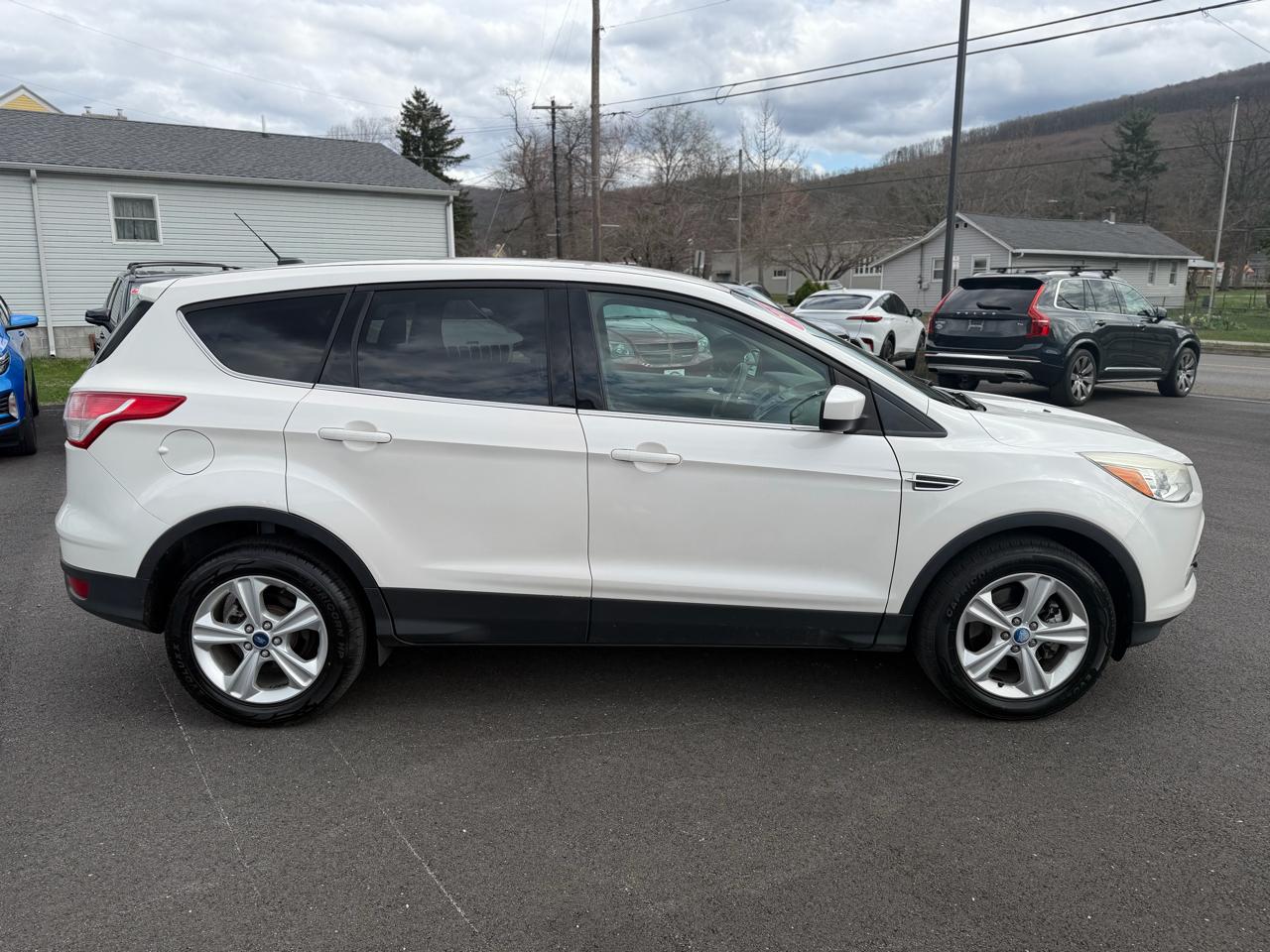 Ford Escape  2013