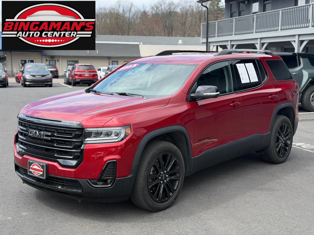 2023 GMC Acadia SLT