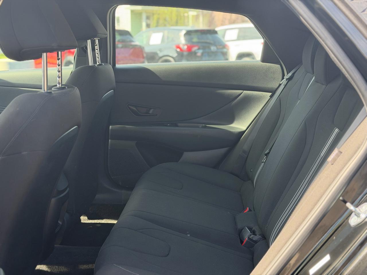 Hyundai Elantra  2025