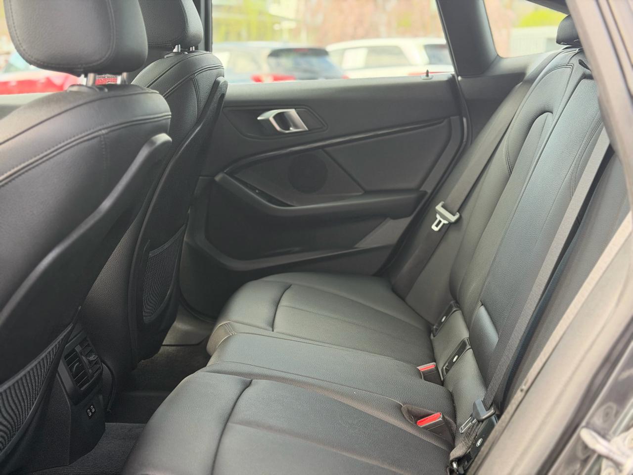 BMW 2-Series Gran Coupe  2021