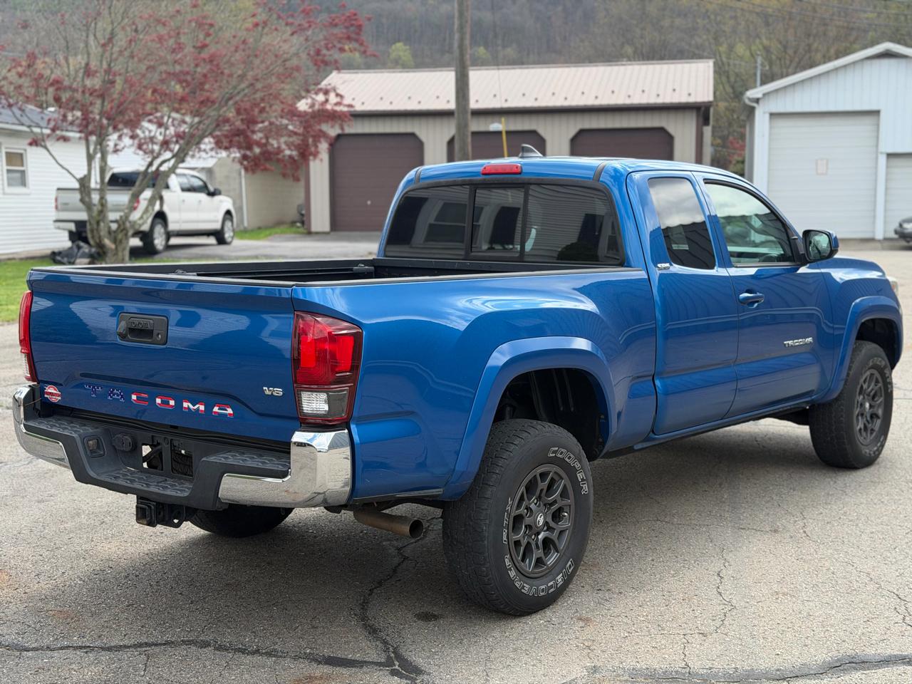 Toyota Tacoma  2018