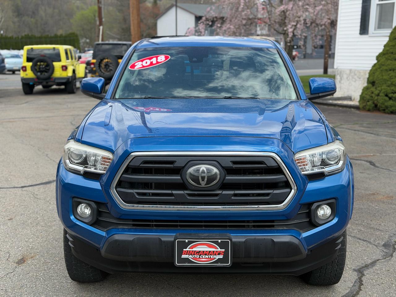 Toyota Tacoma  2018