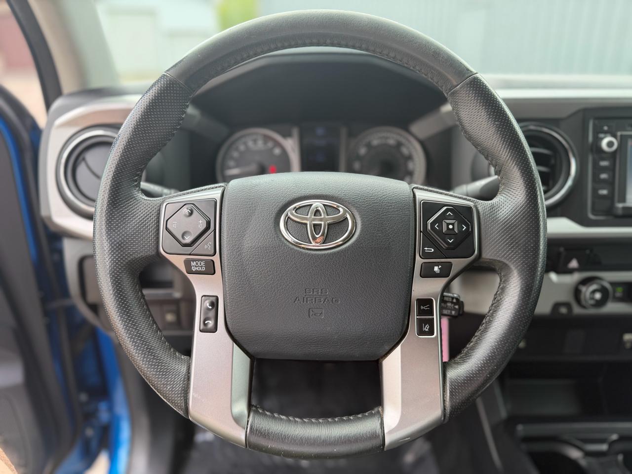 Toyota Tacoma  2018