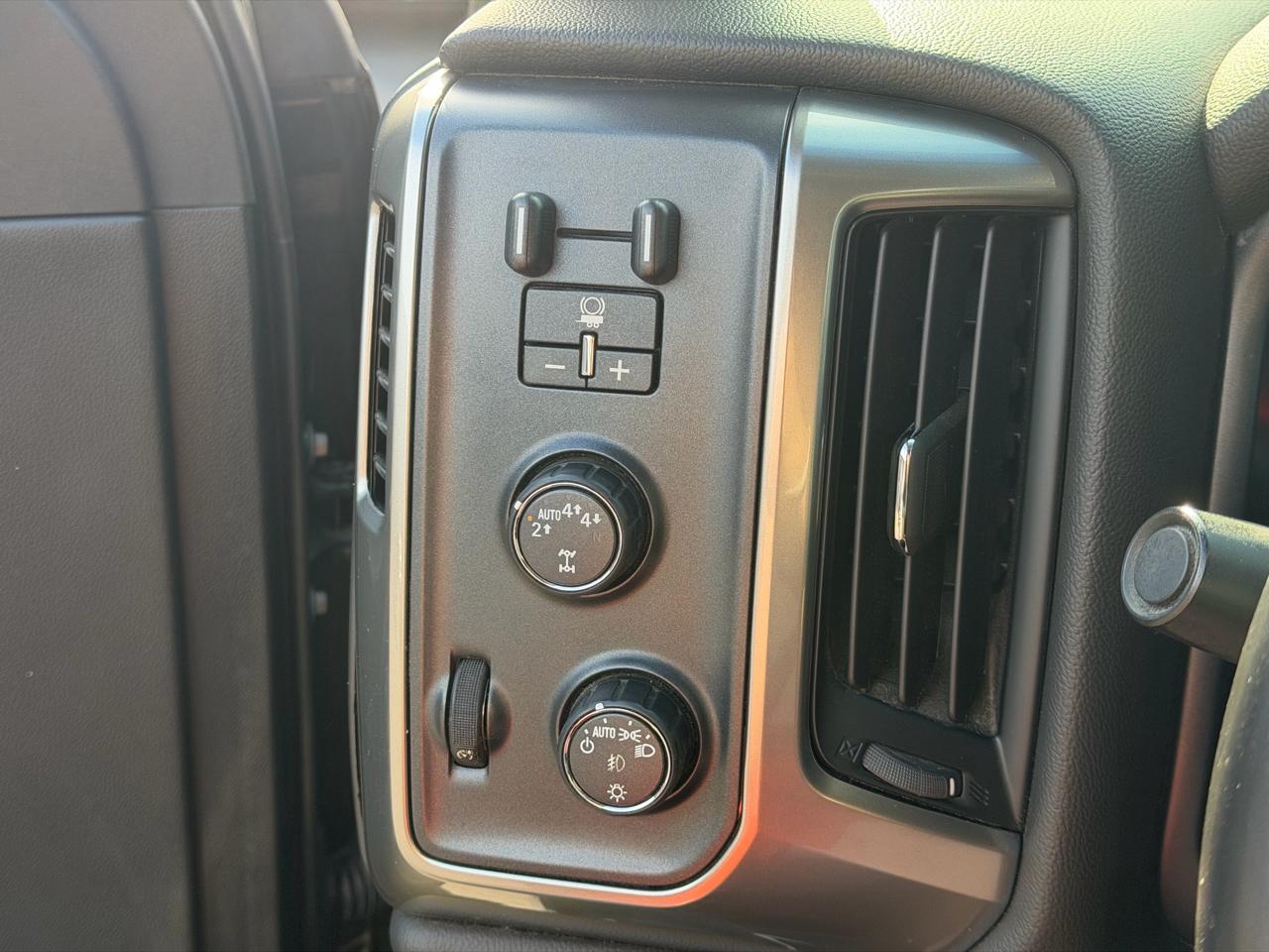 Chevrolet Silverado 1500  2018