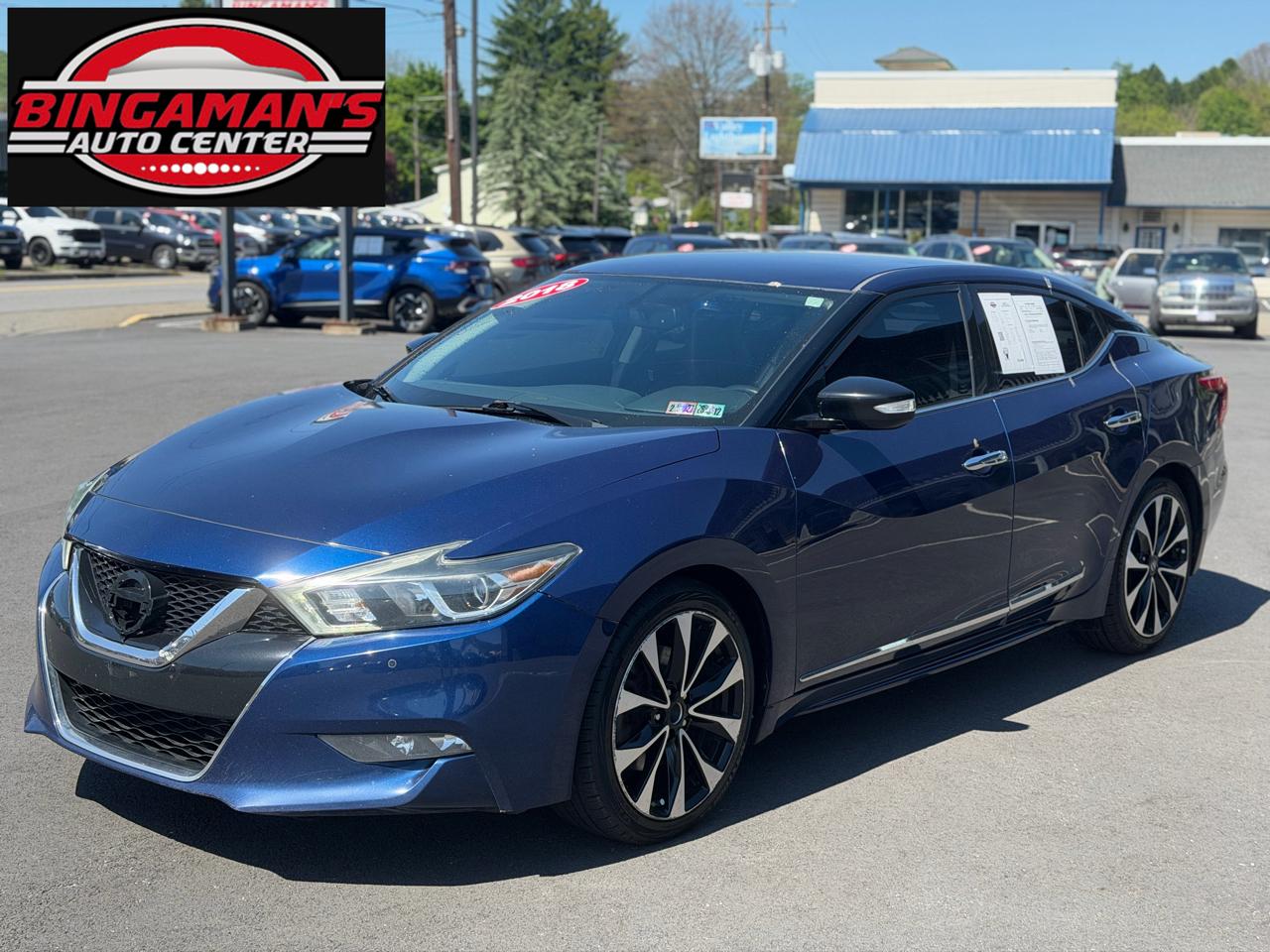 2018 Nissan Maxima S's photo