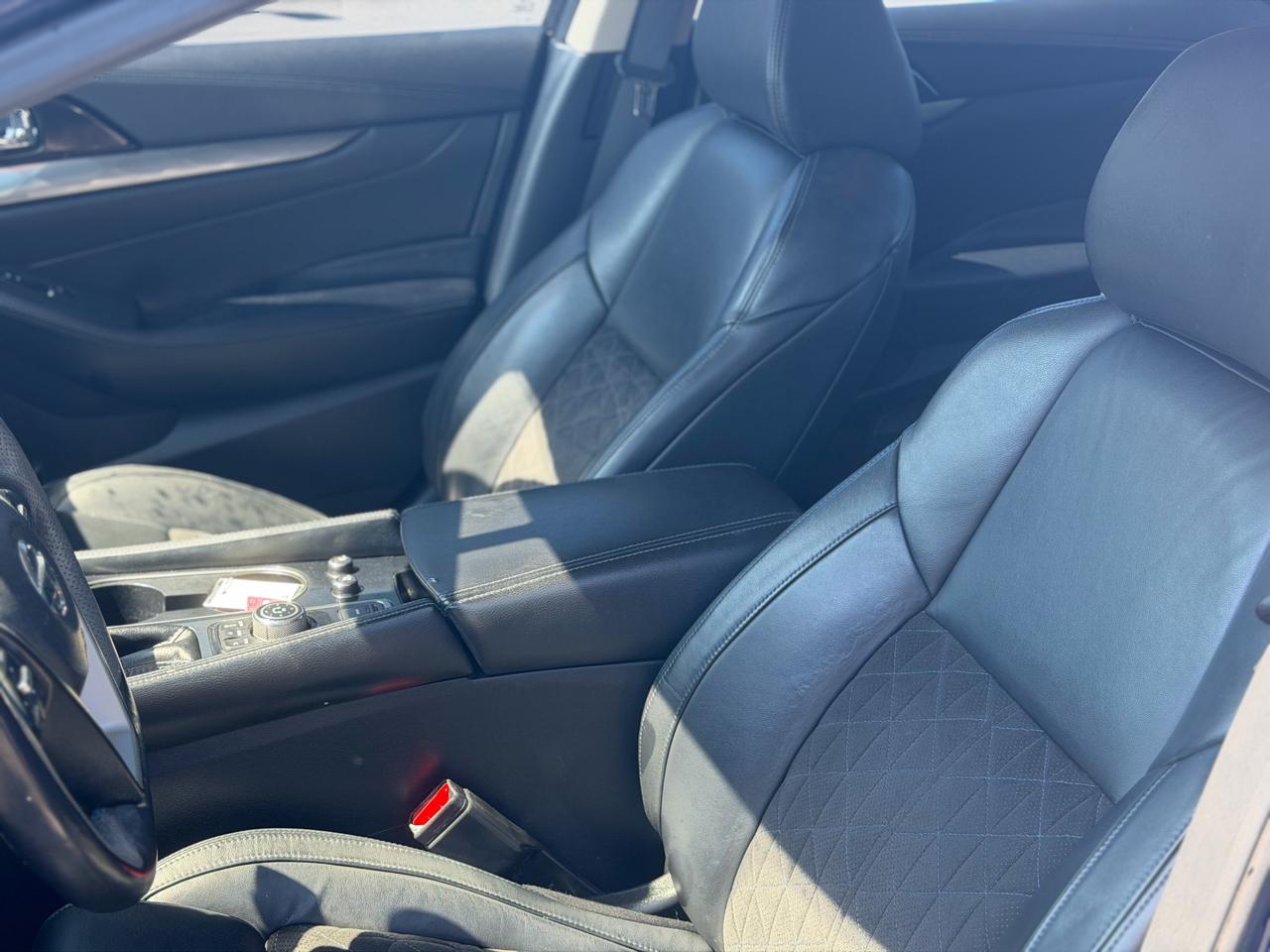 Nissan Maxima  2018