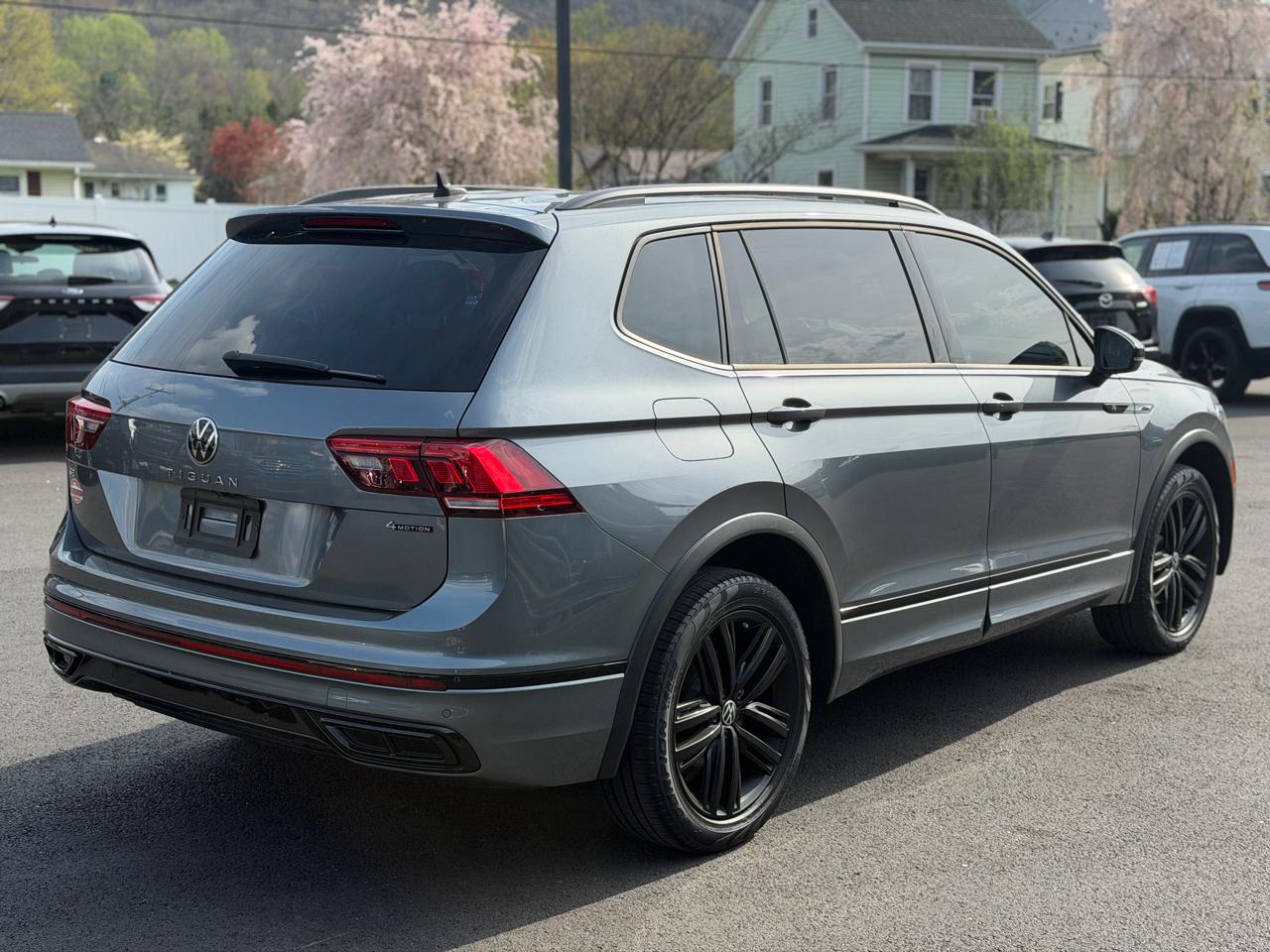 Volkswagen Tiguan  2022