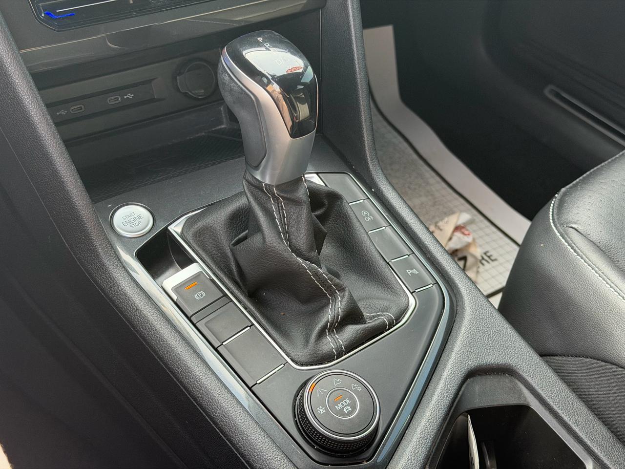 Volkswagen Tiguan  2022