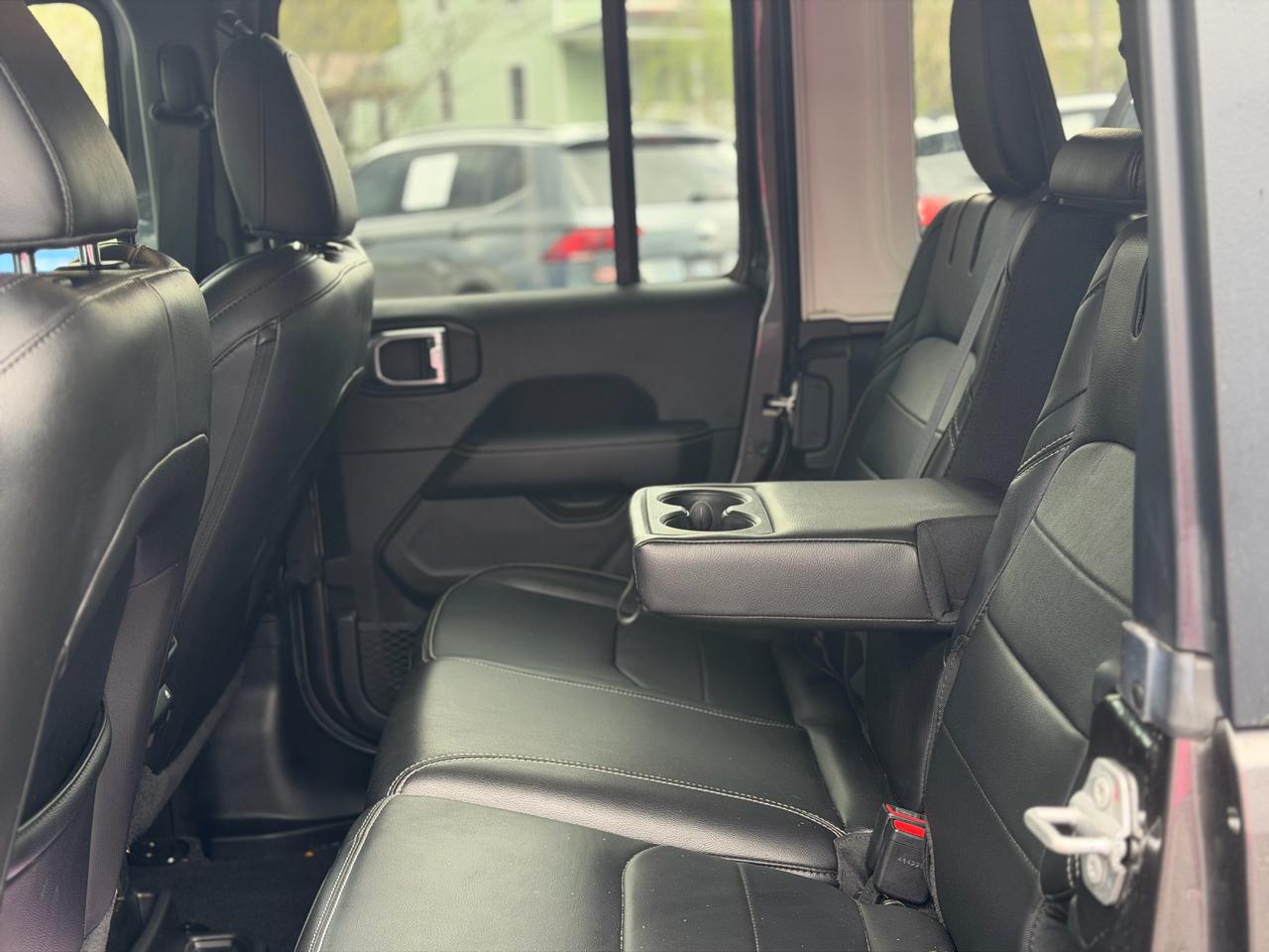 Jeep Wrangler  2023