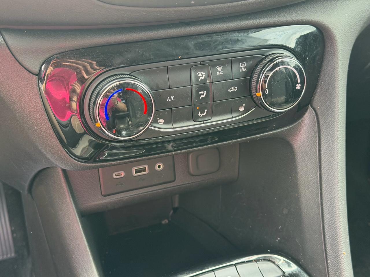 Buick Encore GX  2022