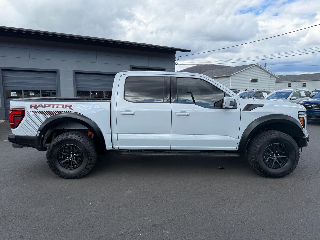 Ford F-150  2025
