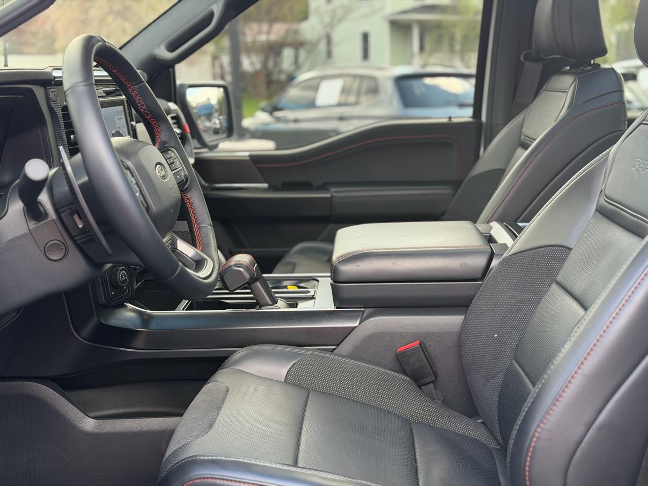 Ford F-150  2025