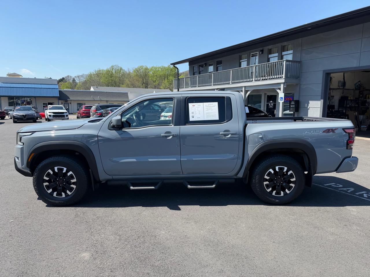 Nissan Frontier  2022