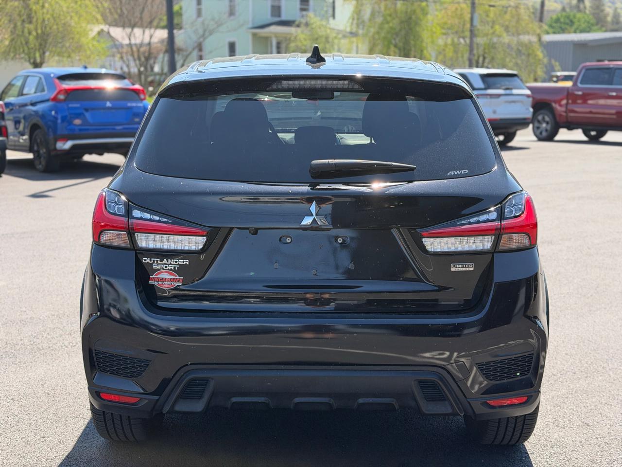 Mitsubishi Outlander Sport  2022