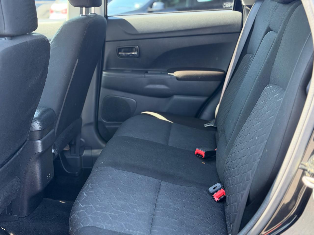 Mitsubishi Outlander Sport  2022